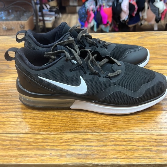 NIKE | Air Max Fury blk/wht running shoes/sneakers - Picture 8 of 13